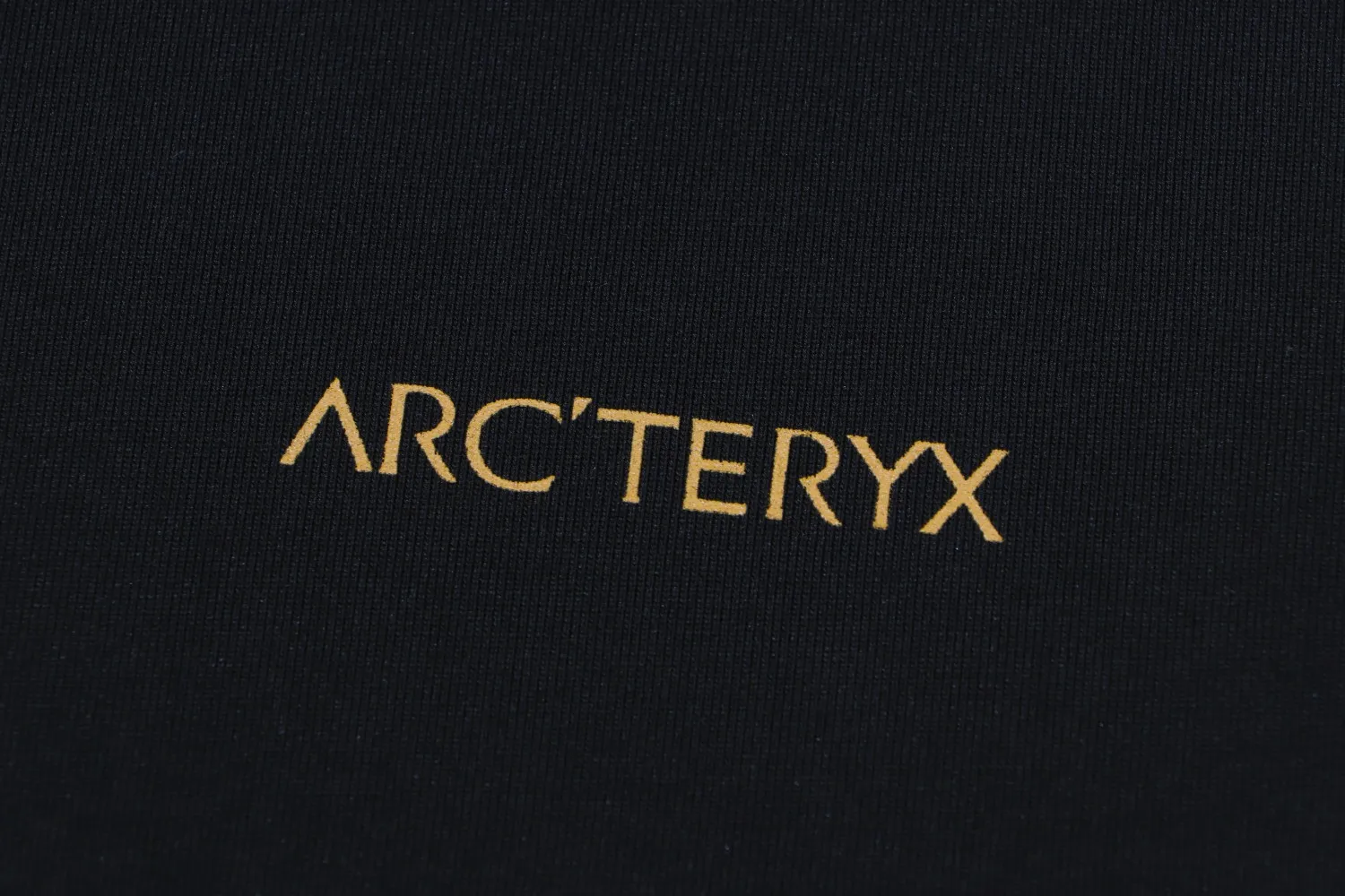 Arc’teryx ARC 23SS T 60 ， g 。 Breathable， ， ， 。 logo ， 。 ， 。 ， ， ， ， 。 Size:XS-L